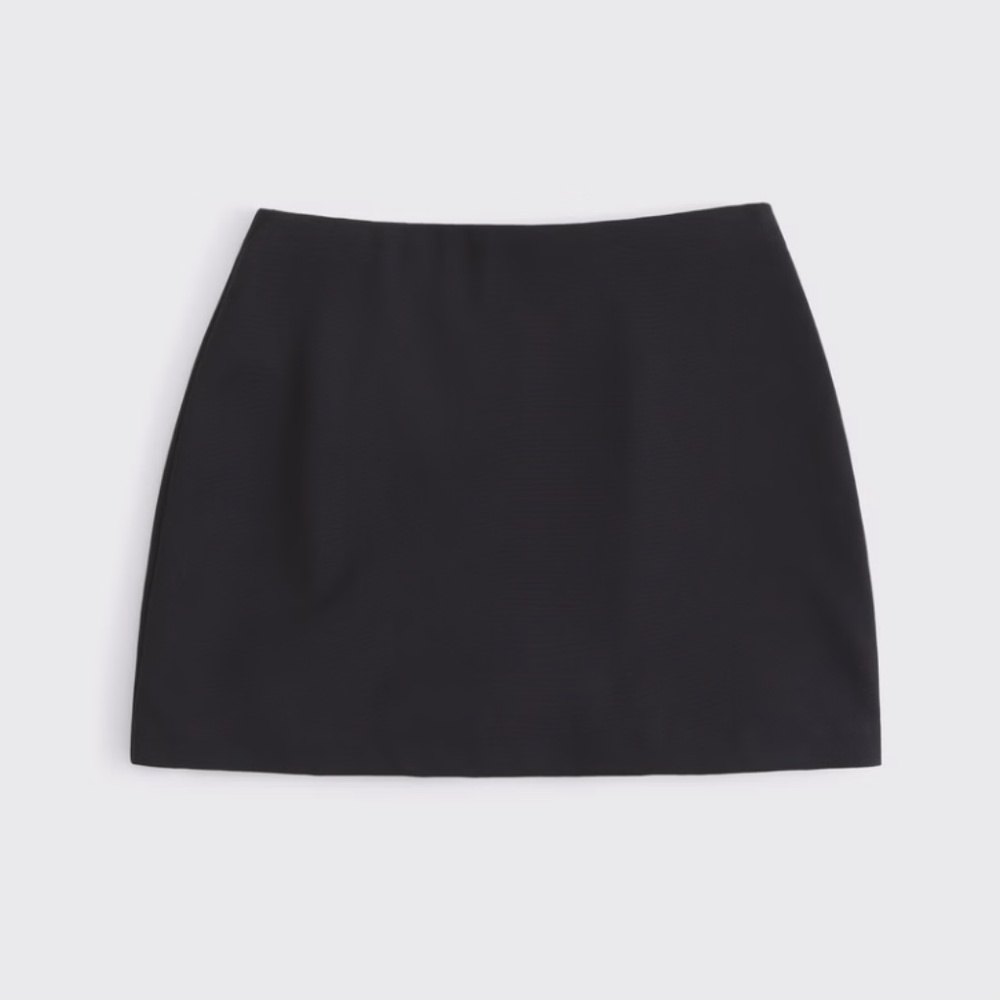 A&F Scarlett Mini Skirt/Skort